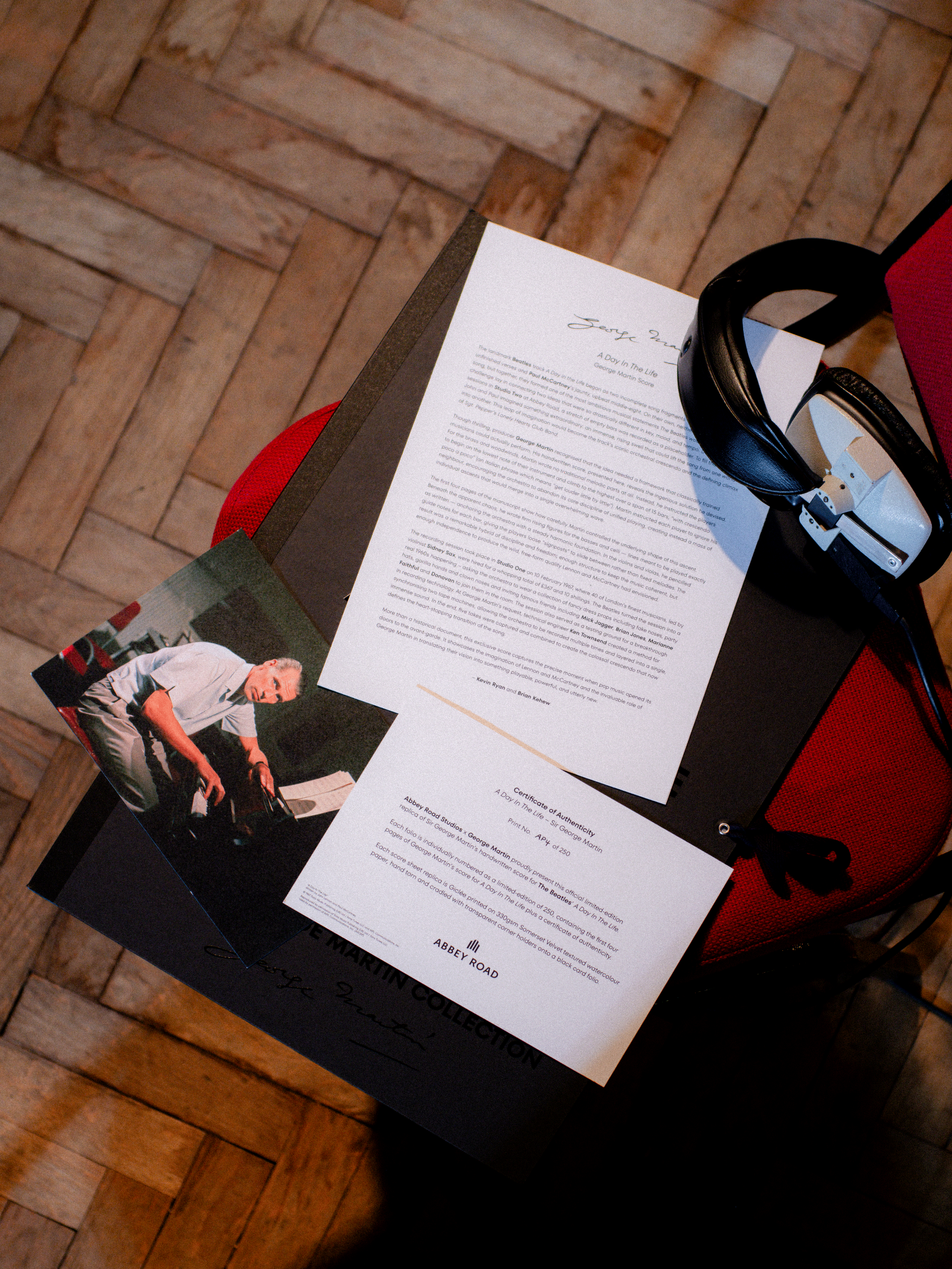 Abbey Road Studios - Abbey Road x George Martin - A Day In The Life Folio